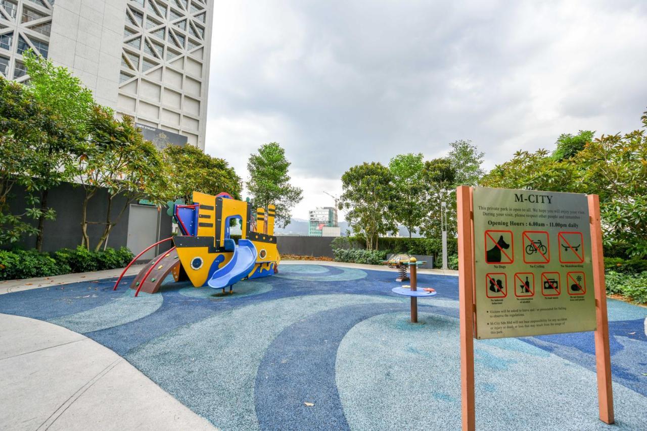 Mcity At Jalan Ampang Kuala Lumpur Exterior photo